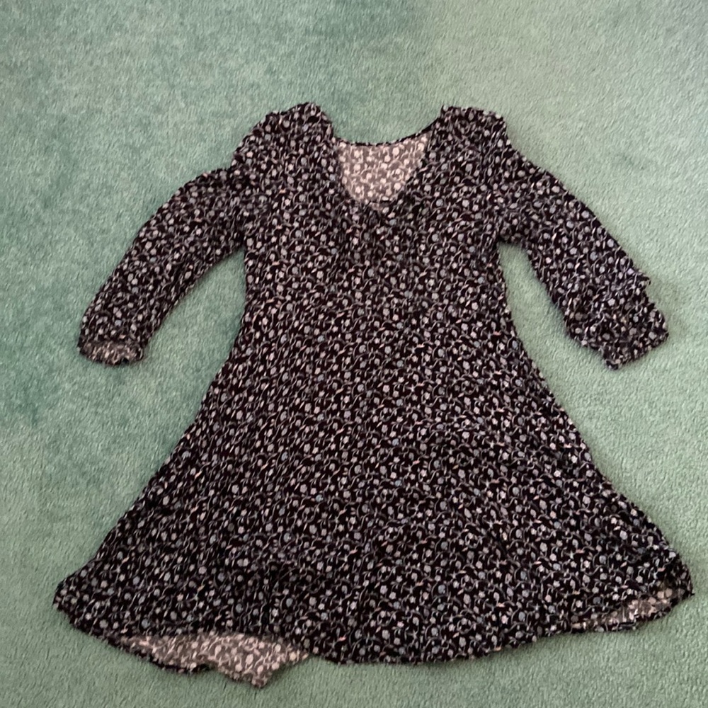 Old Navy: blue flowered long sleeve dress